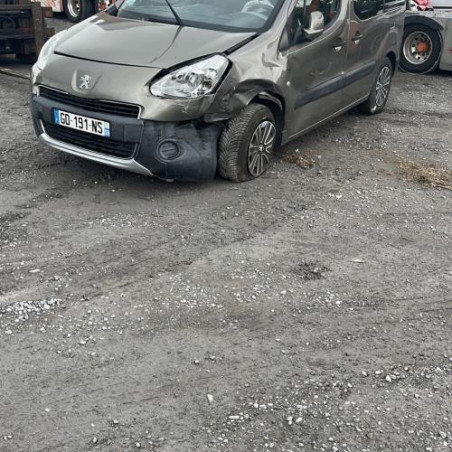 Moteur PEUGEOT PARTNER 2 Photo n°1