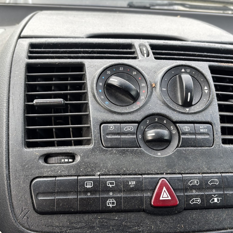 MERCEDES VIANO 639 PHASE 1 2.2 CDI - 16V TURBO Photo n°18