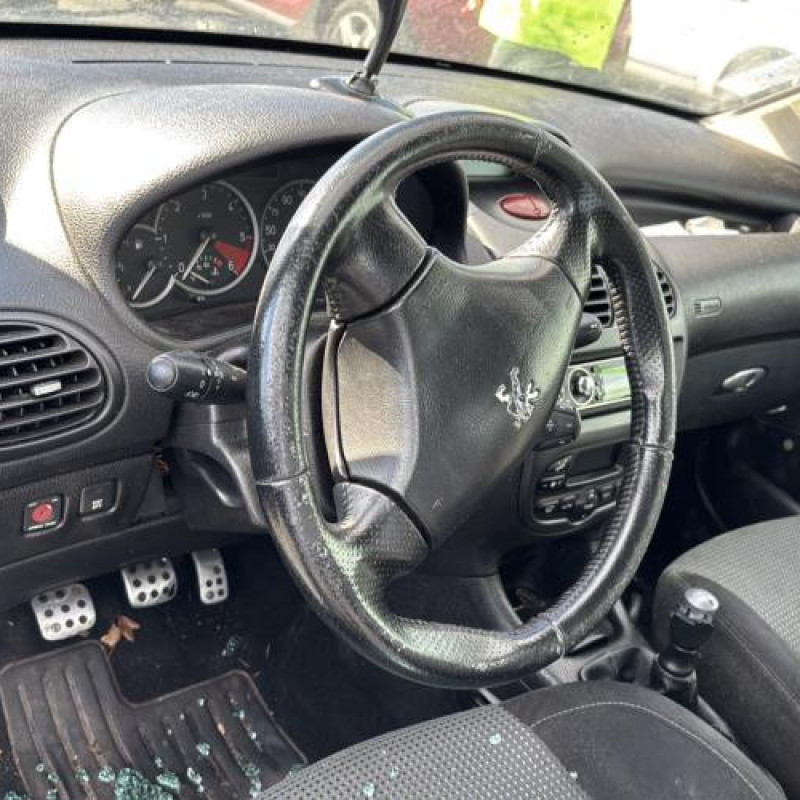 Boitier servitude moteur (BSM) PEUGEOT 206 Photo n°13