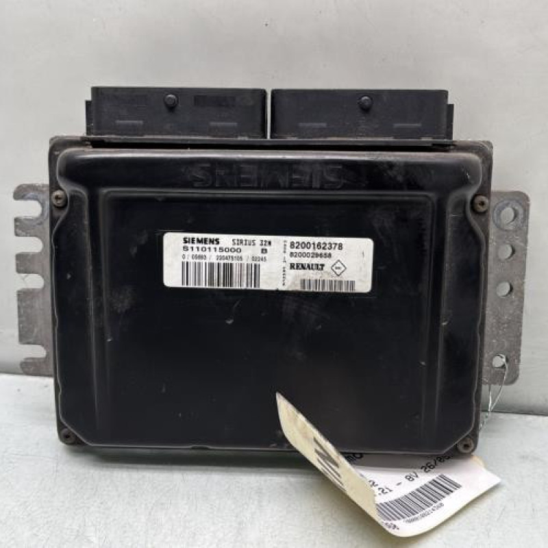 Calculateur moteur RENAULT CLIO 2 Photo n°1