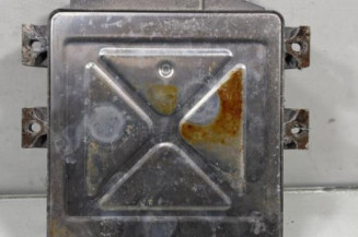 Calculateur moteur CITROEN SAXO