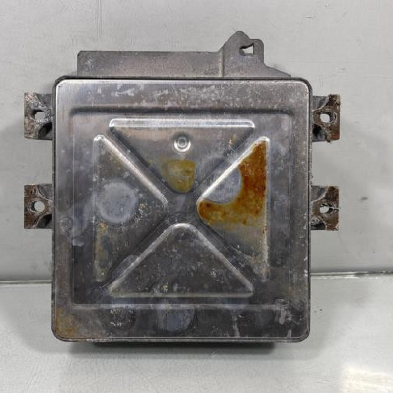 Calculateur moteur CITROEN SAXO Photo n°3