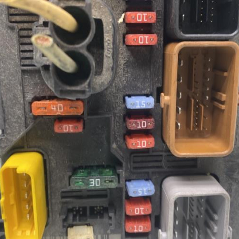 Boitier servitude moteur (BSM) PEUGEOT 307 Photo n°3