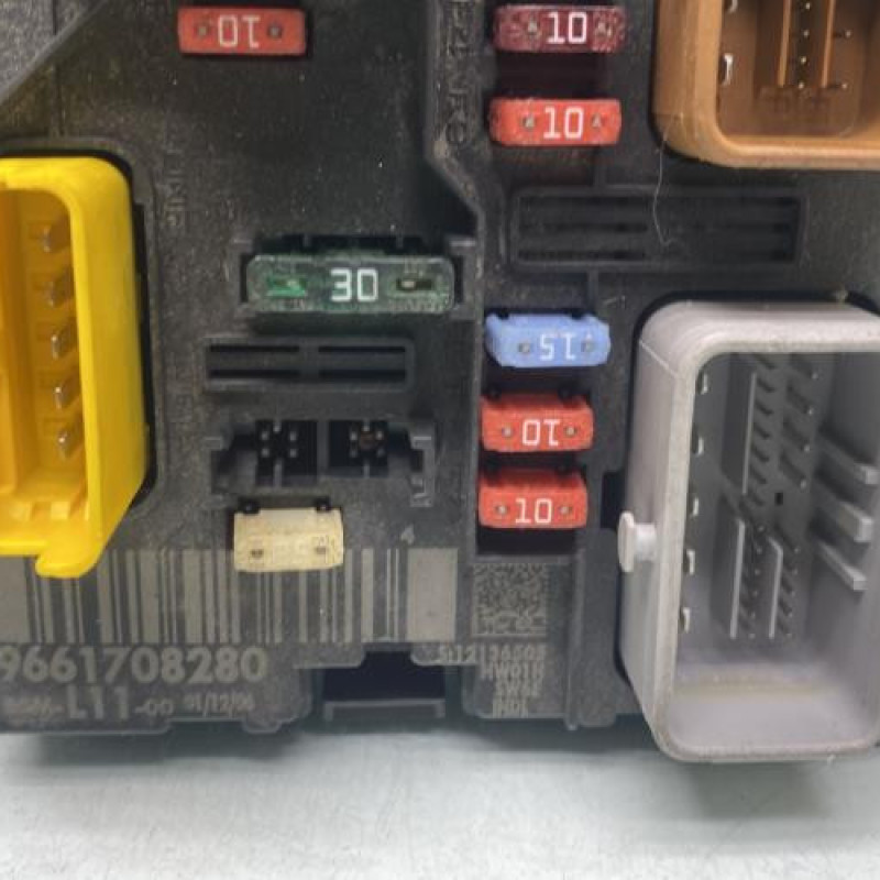 Boitier servitude moteur (BSM) PEUGEOT 307 Photo n°4