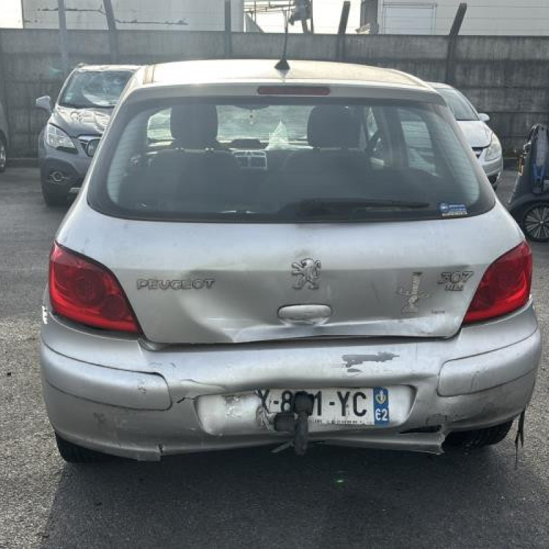 Boitier servitude moteur (BSM) PEUGEOT 307 Photo n°11