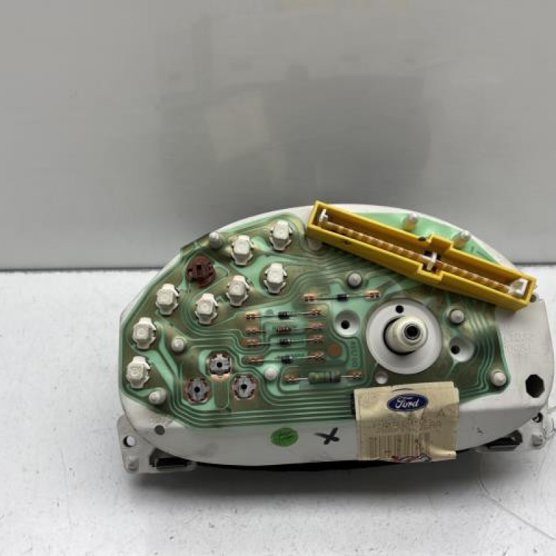 Compteur FORD KA 1 Photo n°3
