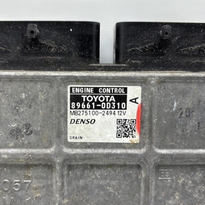 Calculateur moteur TOYOTA YARIS 2 Photo n°3