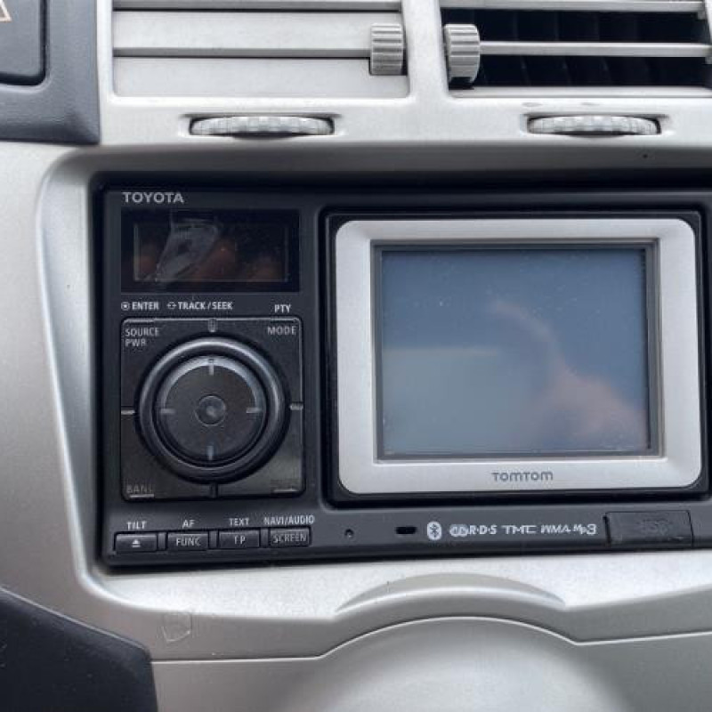 Calculateur moteur TOYOTA YARIS 2 Photo n°12