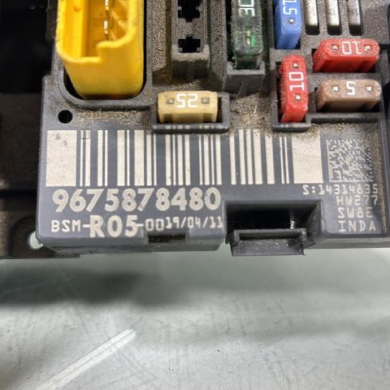 Boitier servitude moteur (BSM) PEUGEOT PARTNER 2 Photo n°4