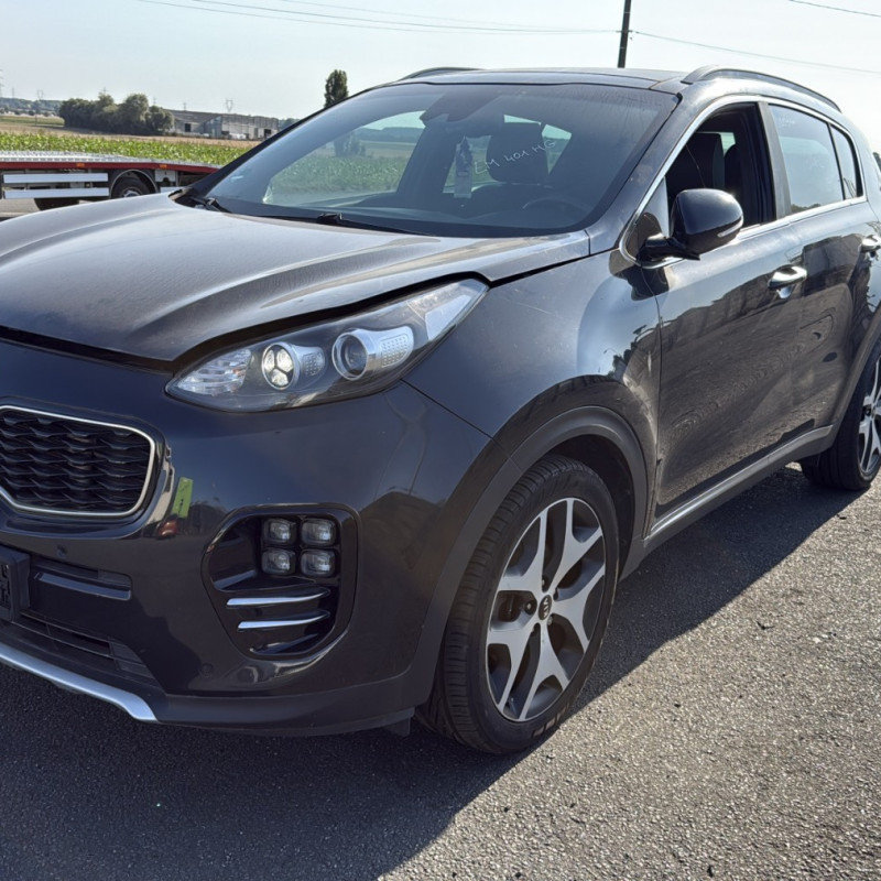 KIA SPORTAGE 4 1.7 CRDI - 16V TURBO Photo n°1