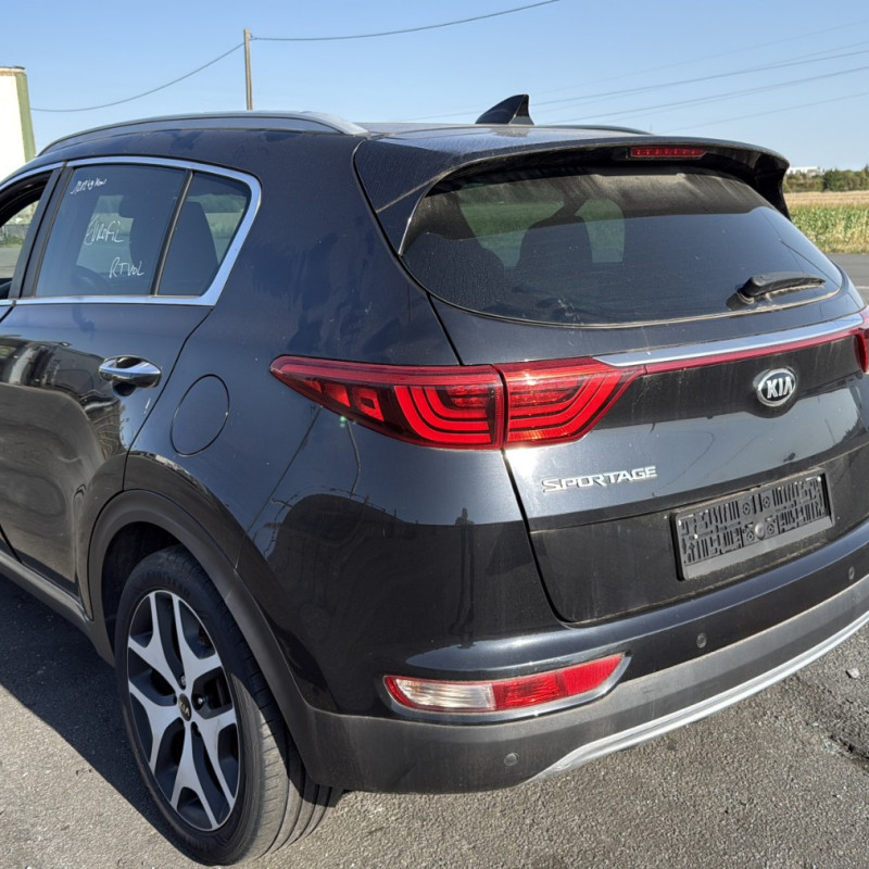 KIA SPORTAGE 4 1.7 CRDI - 16V TURBO Photo n°4