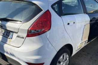 Charniere de capot FORD FIESTA 6