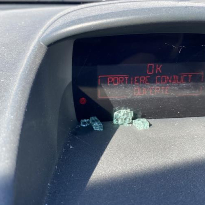 Charniere de capot FORD FIESTA 6 Photo n°20