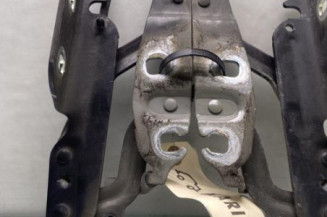 Charniere de capot FORD FIESTA 6