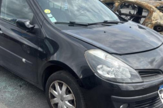 Aile avant droit RENAULT CLIO 3
