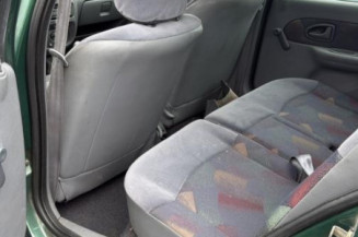 Aile avant droit RENAULT CLIO 2