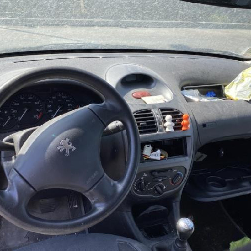 Boitier servitude moteur (BSM) PEUGEOT 206 Photo n°17