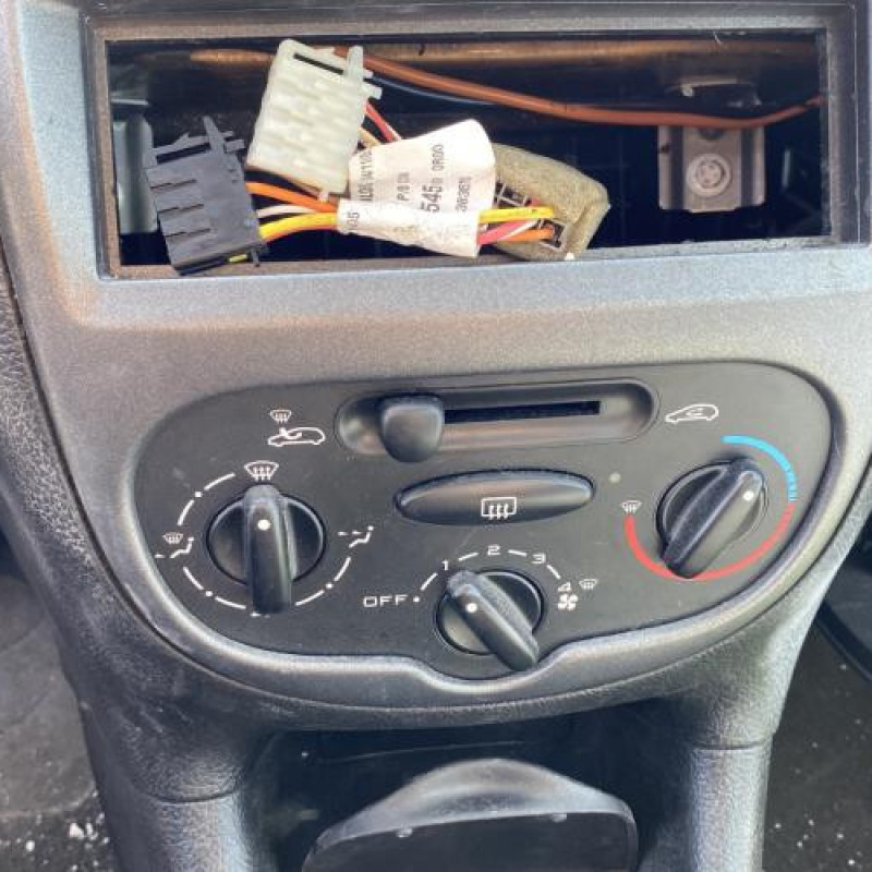 Boitier servitude moteur (BSM) PEUGEOT 206 Photo n°19