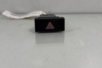 Bouton de warning HYUNDAI I 10 2 Photo n°1