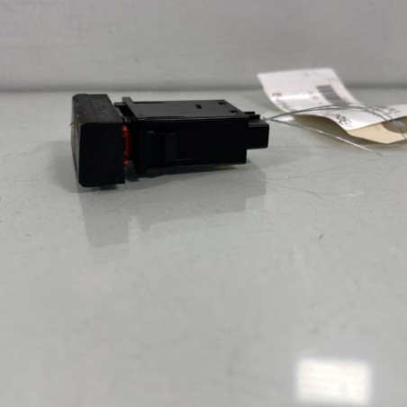 Bouton de warning HYUNDAI I 10 2