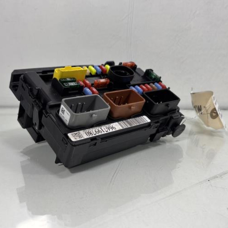 Boitier servitude moteur (BSM) PEUGEOT 207 Photo n°4