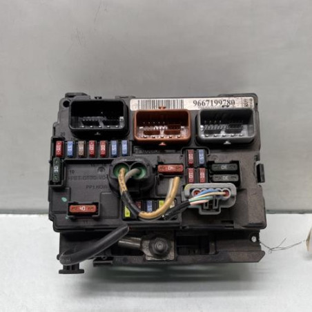 Boitier servitude moteur (BSM) PEUGEOT 207 Photo n°1