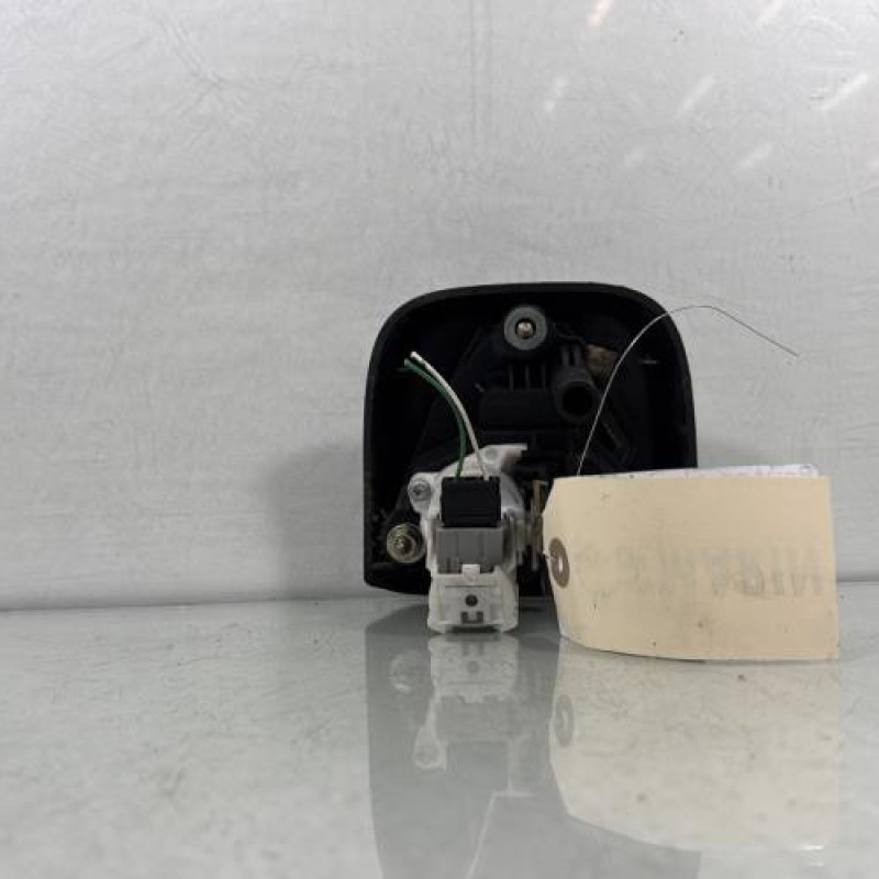 Bouton de coffre RENAULT CLIO 2 Photo n°2