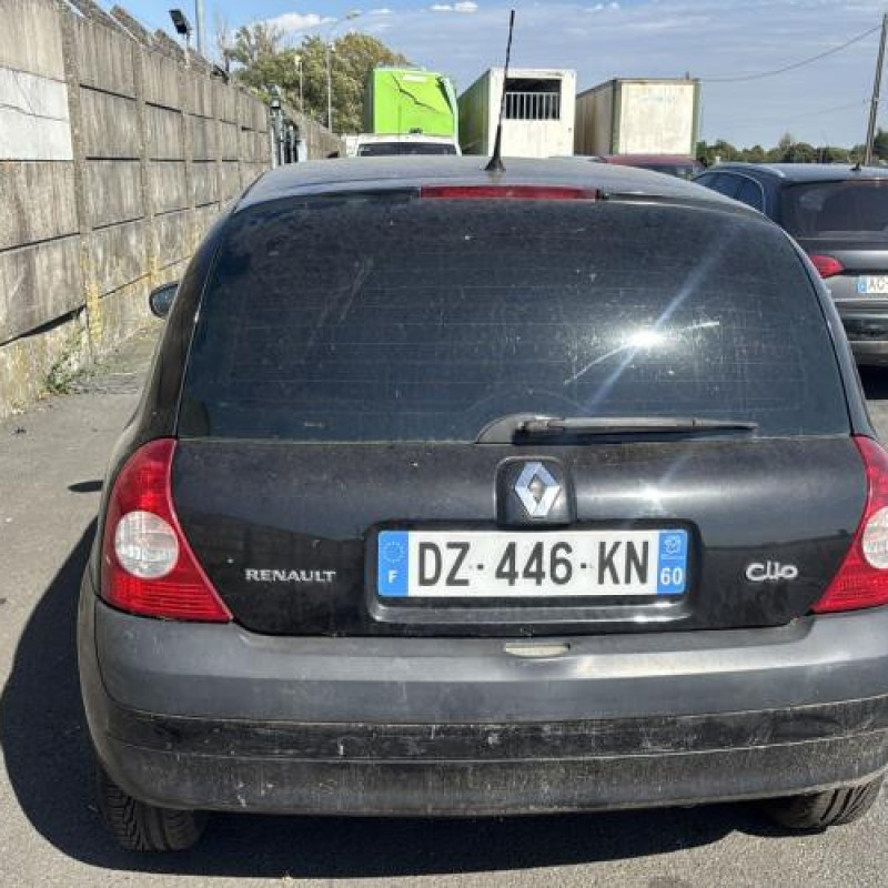 Bouton de coffre RENAULT CLIO 2 Photo n°9