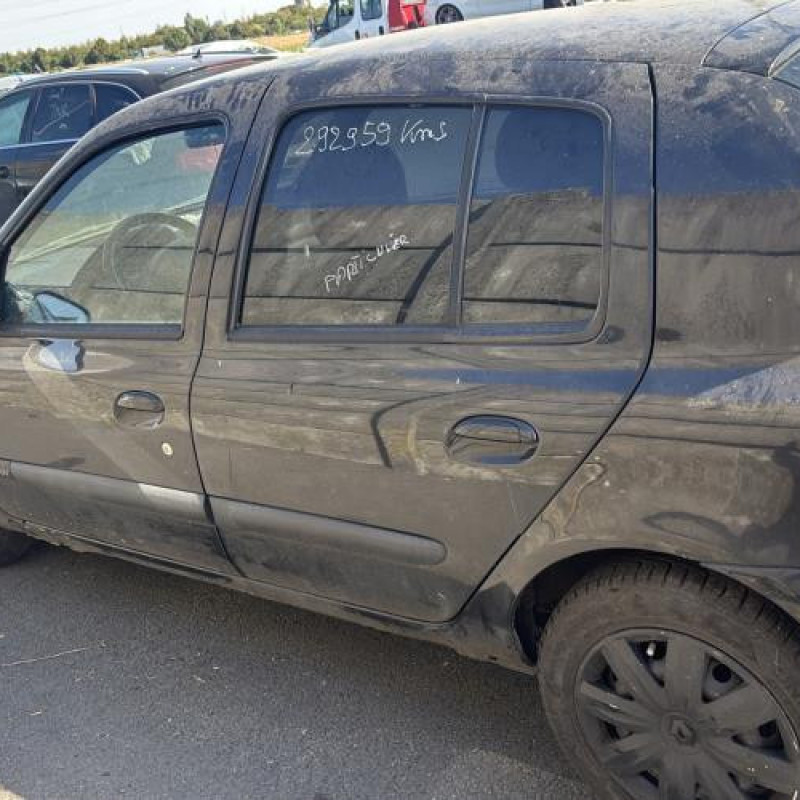 Bouton de coffre RENAULT CLIO 2 Photo n°10