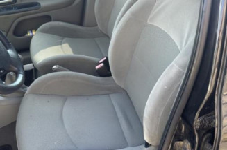 Bouton de coffre RENAULT CLIO 2