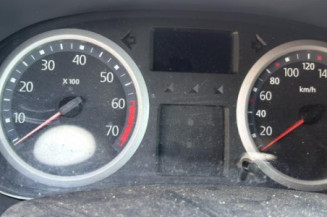 Bouton de coffre RENAULT CLIO 2