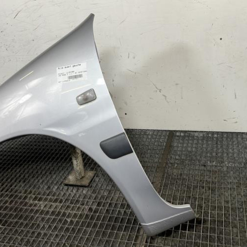 Aile avant gauche PEUGEOT 106 Photo n°3