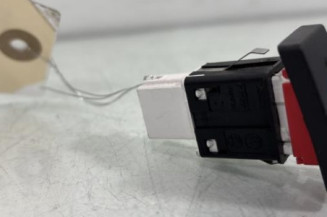 Bouton de warning VOLKSWAGEN GOLF 6