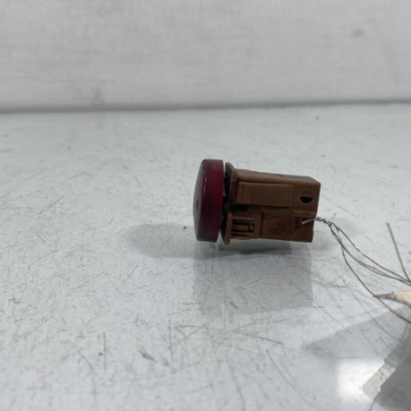 Bouton de warning CITROEN XSARA