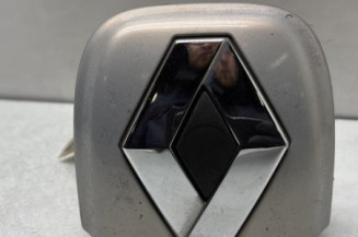 Bouton de coffre RENAULT CLIO 2 Photo n°1