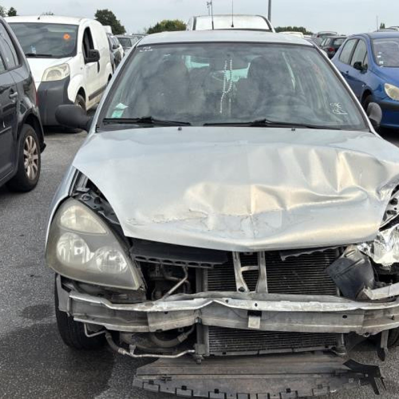 Bouton de coffre RENAULT CLIO 2 Photo n°12