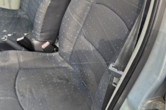 Bouton de coffre RENAULT CLIO 2