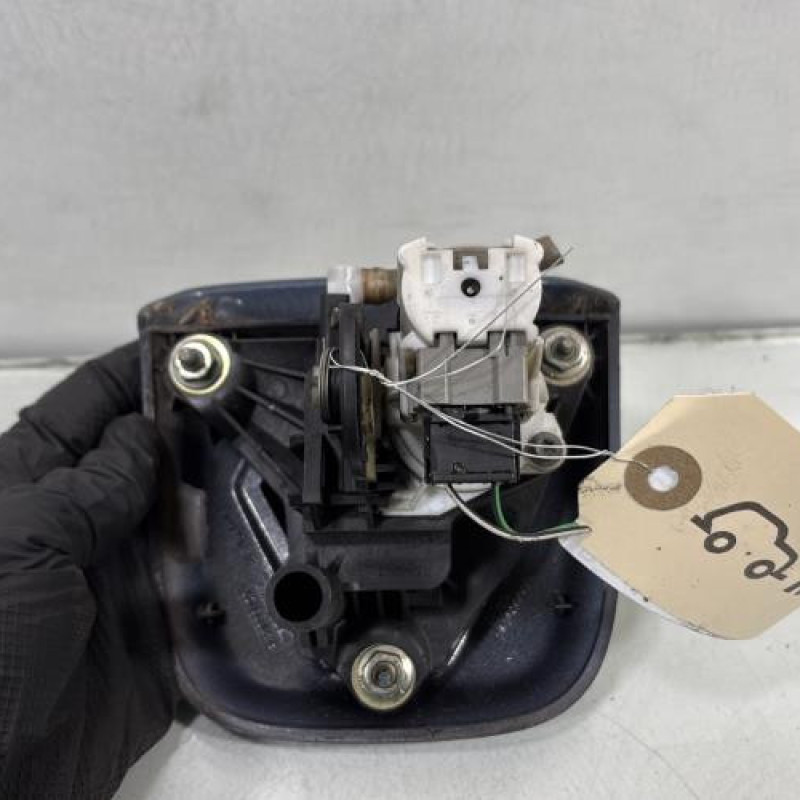 Bouton de coffre RENAULT CLIO 2 Photo n°3