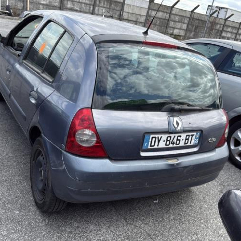 Bouton de coffre RENAULT CLIO 2 Photo n°10