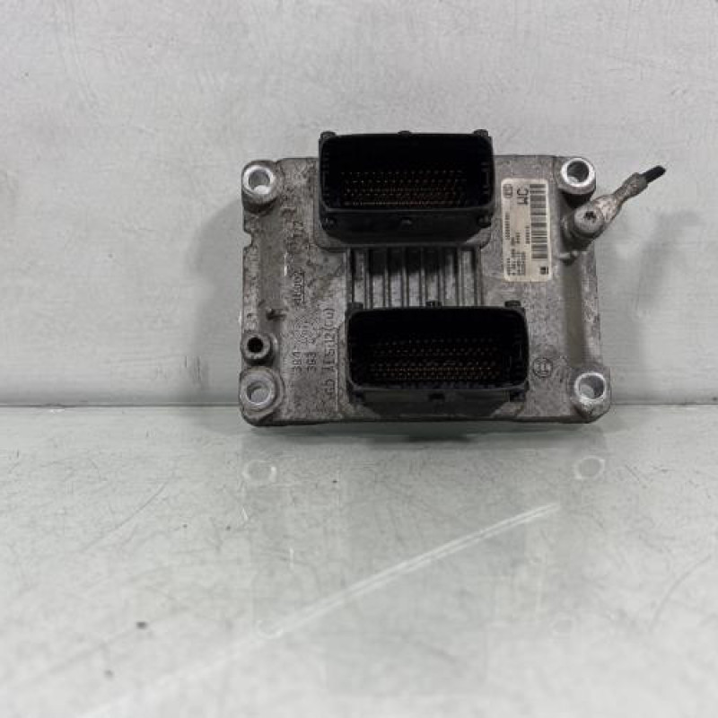 Calculateur moteur OPEL TIGRA 2 Photo n°2