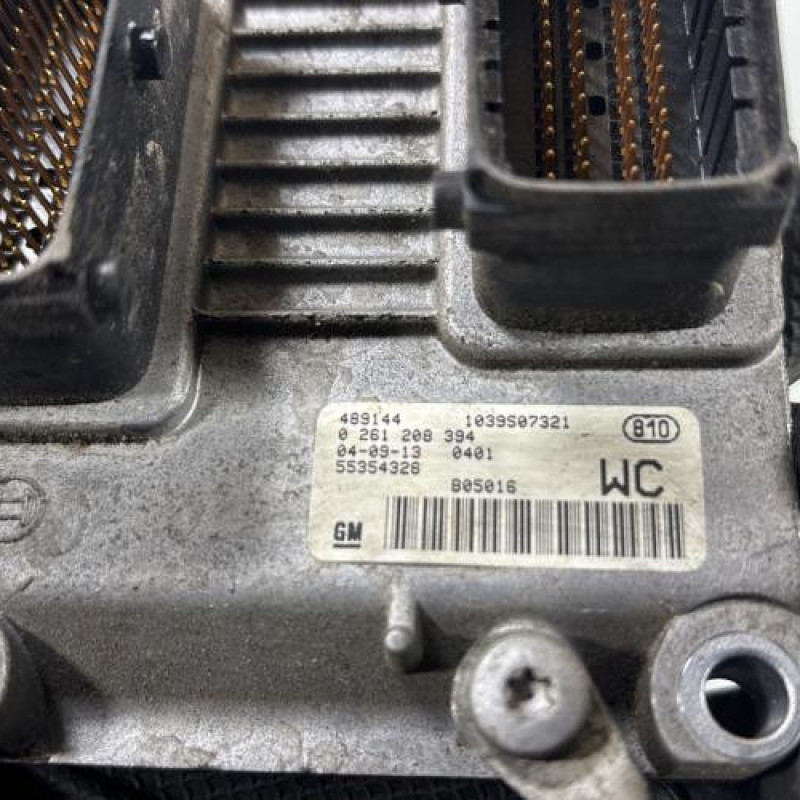 Calculateur moteur OPEL TIGRA 2 Photo n°4