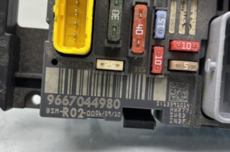 Boitier servitude moteur (BSM) PEUGEOT 3008 1