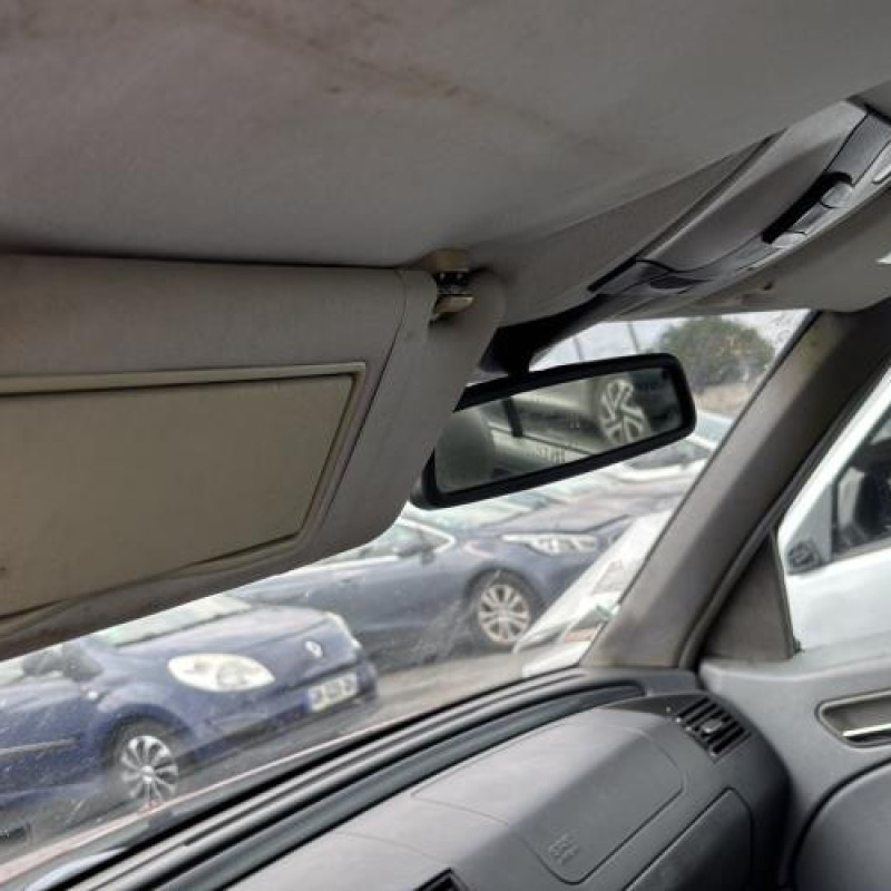 Pare choc arriere MERCEDES CLASSE C 202 Photo n°16