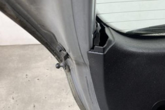 Malle/Hayon arriere FORD FIESTA 6