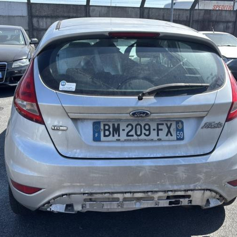 Pare choc arriere FORD FIESTA 6 Photo n°11
