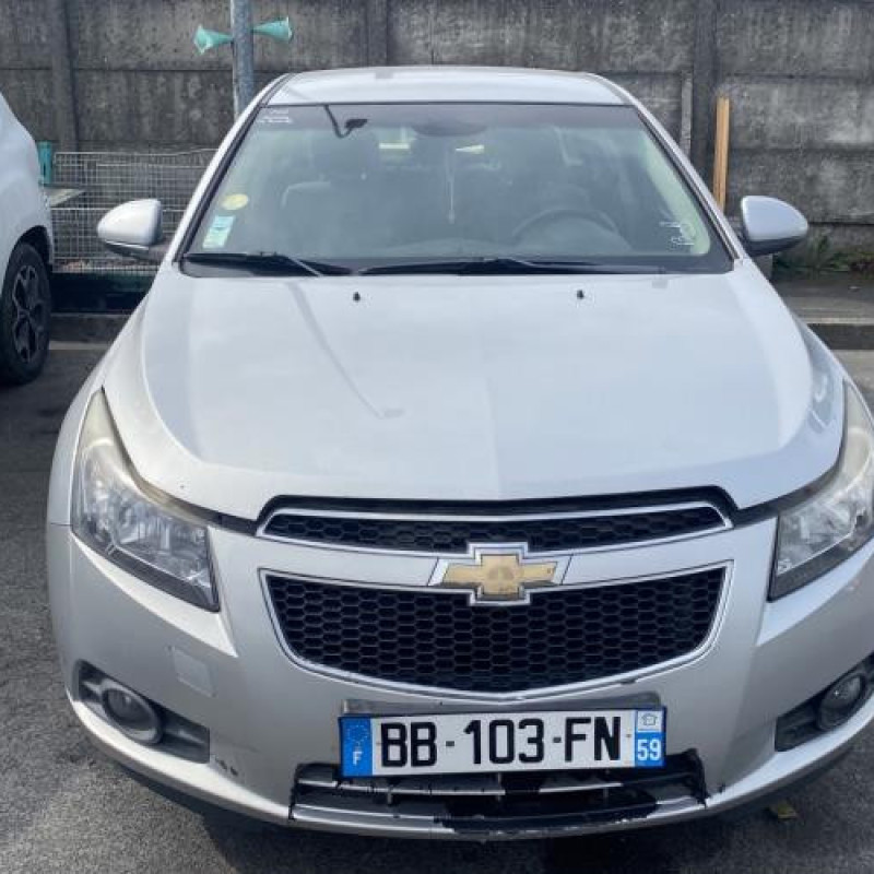Capot CHEVROLET CRUZE Photo n°20