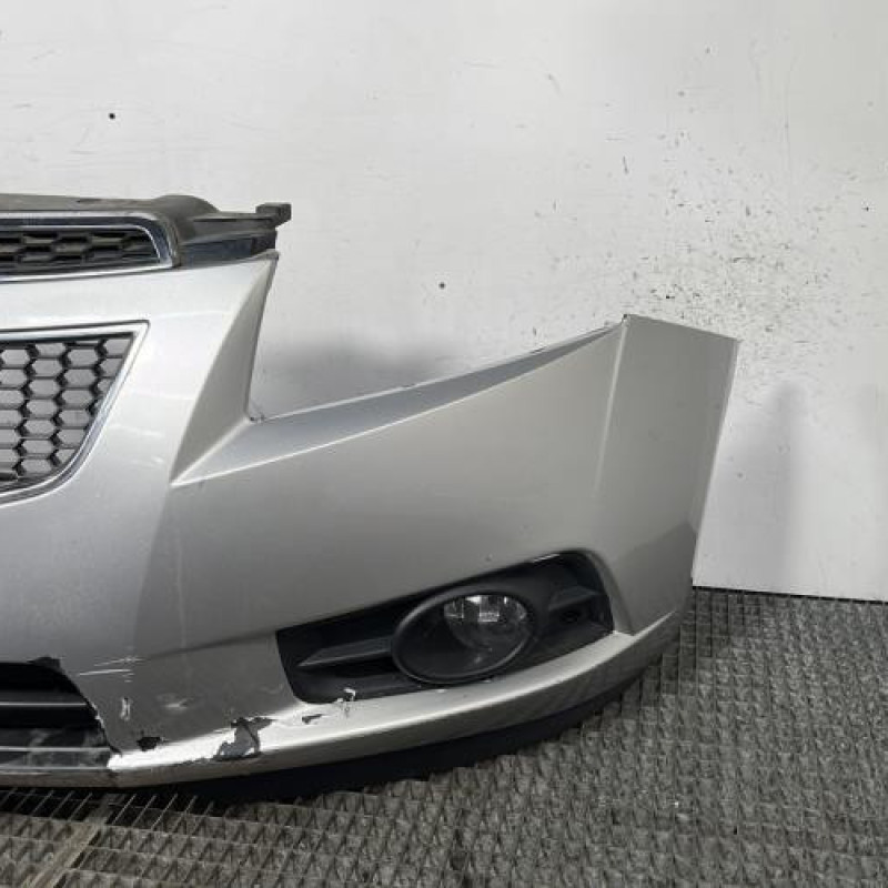 Pare choc avant CHEVROLET CRUZE Photo n°3