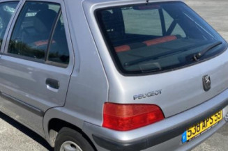Pare choc arriere PEUGEOT 106