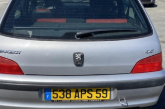 Pare choc arriere PEUGEOT 106