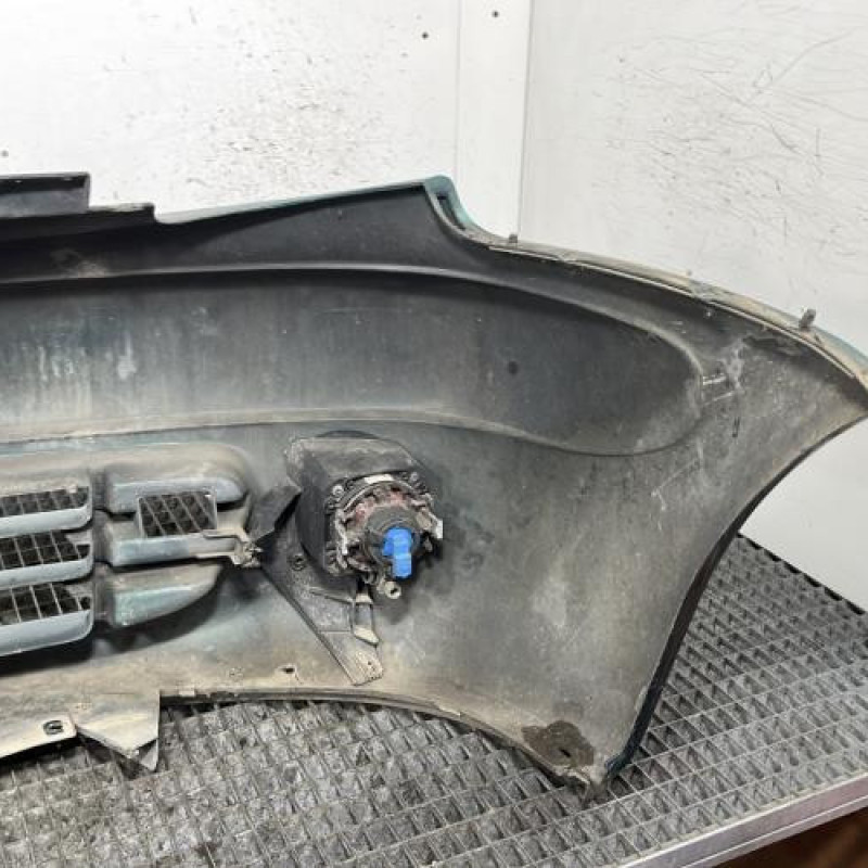 Pare choc avant CITROEN XSARA PICASSO Photo n°4